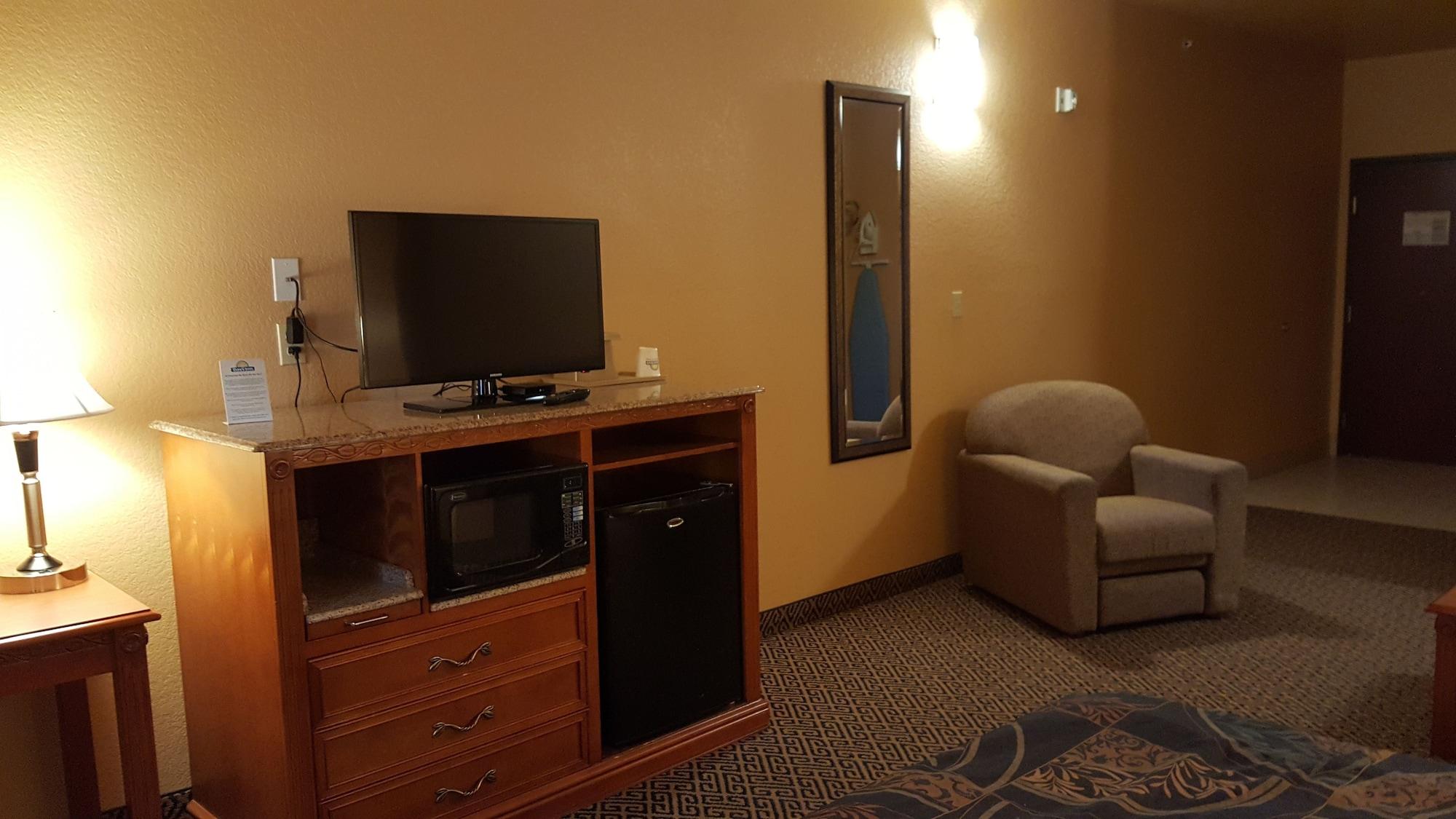 Quality Inn & Suites Mcalester Exterior photo